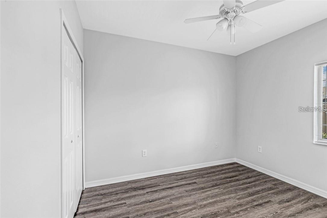 Image 20 of 24 For 9519 Newdale Way 201