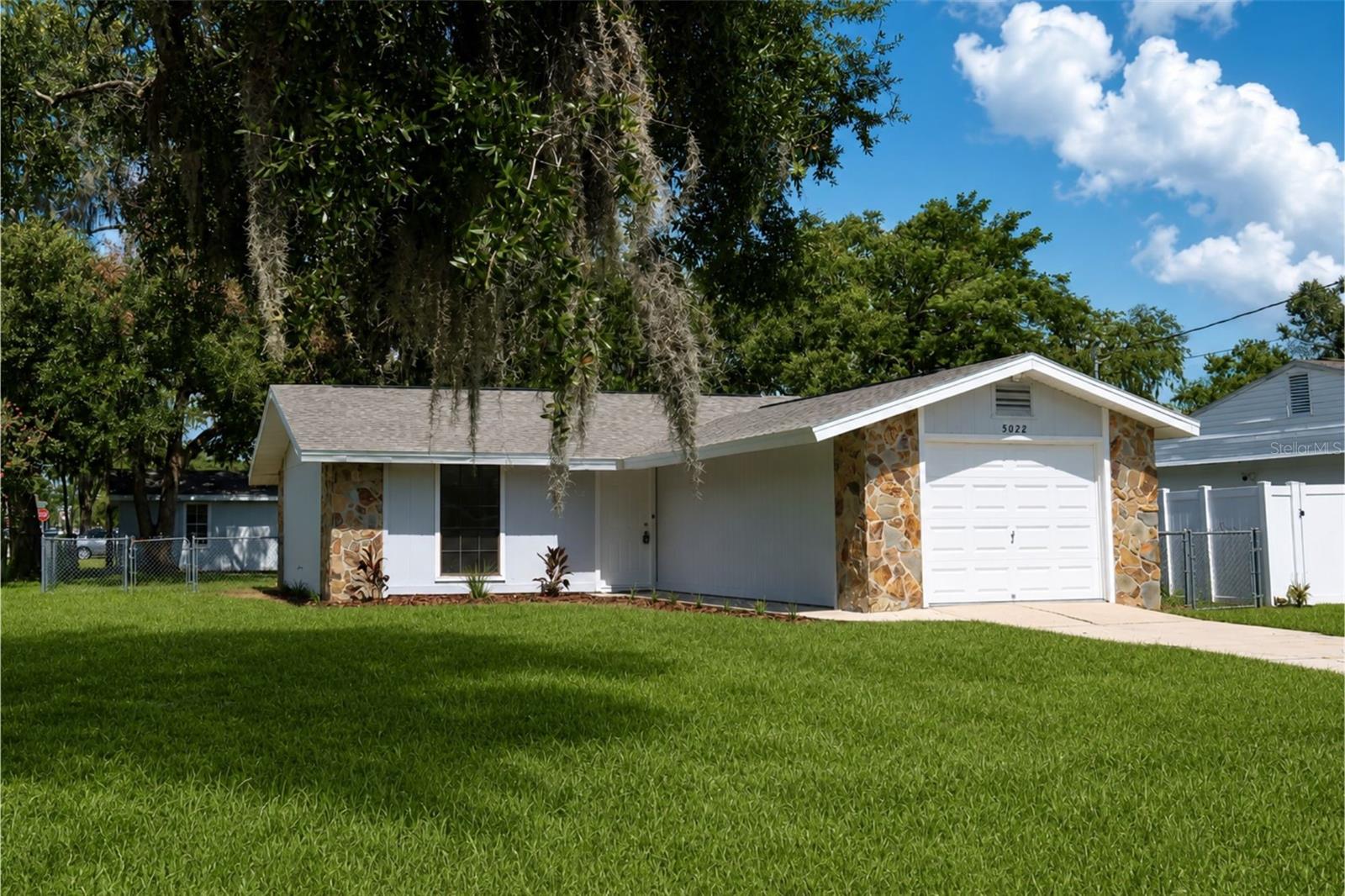 Details for 5022 5th Street, ZEPHYRHILLS, FL 33542