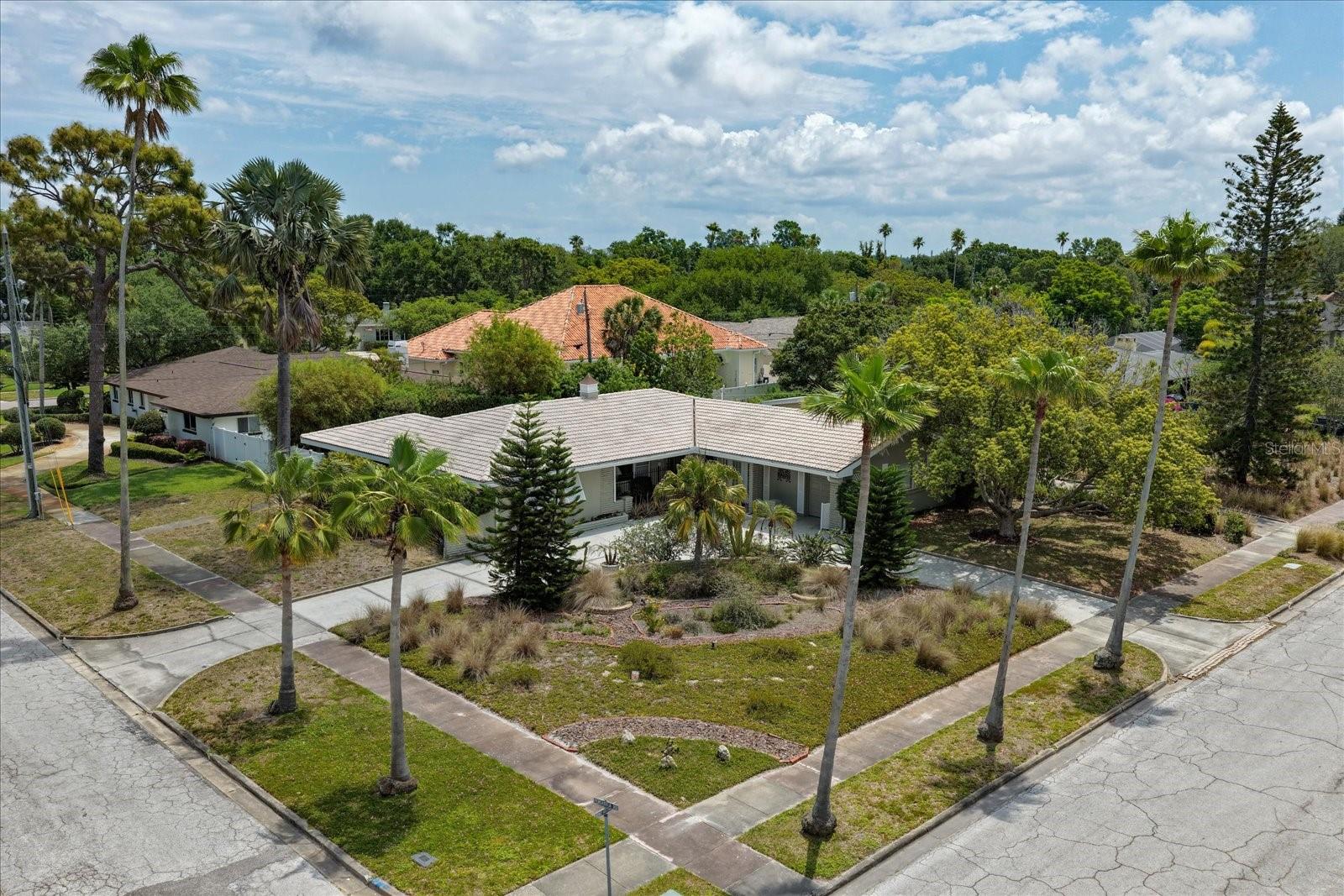 Details for 109 Ponce De Leon Boulevard, BELLEAIR, FL 33756