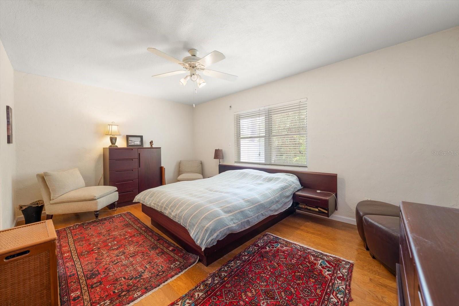 Listing photo id 16 for 109 Ponce De Leon Boulevard