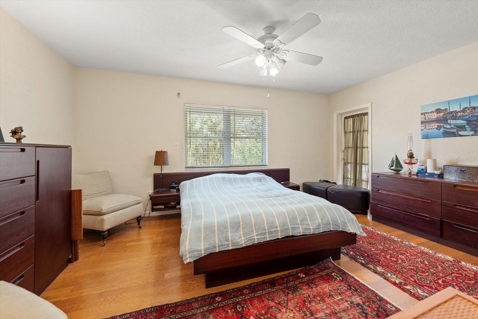 Listing photo id 18 for 109 Ponce De Leon Boulevard