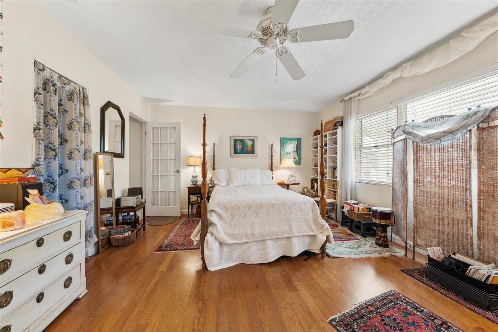 Listing photo id 20 for 109 Ponce De Leon Boulevard