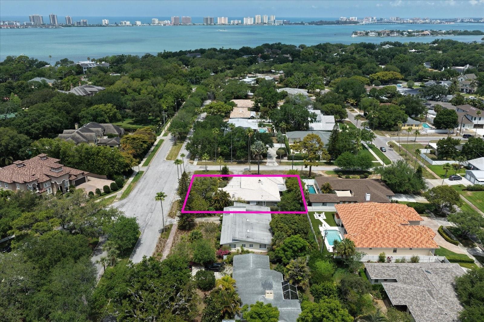 Listing photo id 1 for 109 Ponce De Leon Boulevard