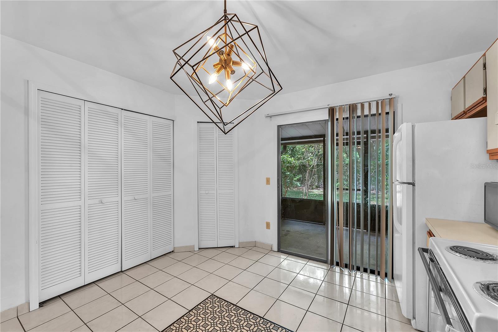 Image 12 of 29 For 5100 Burchette Road 1004