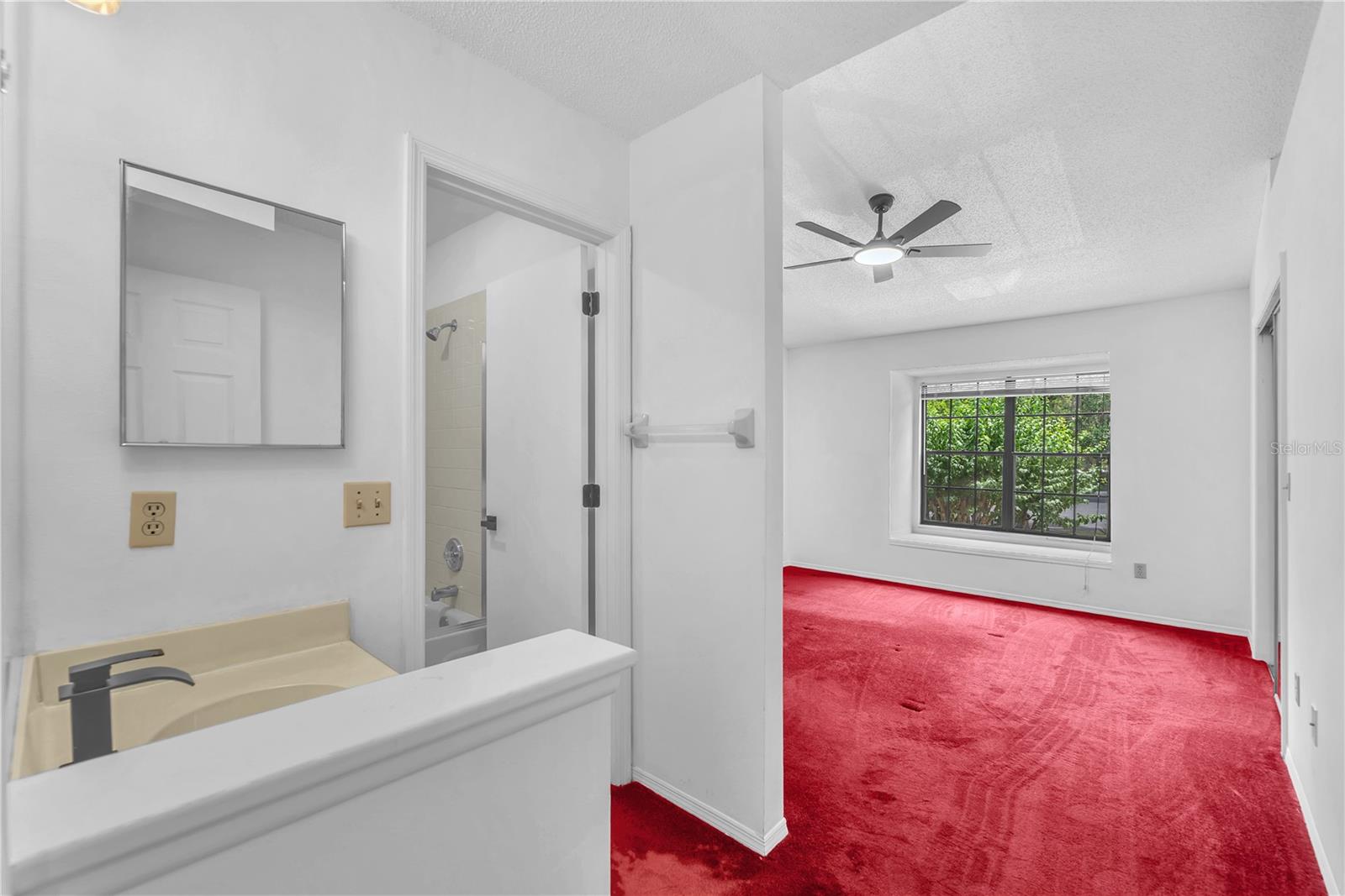 Image 16 of 29 For 5100 Burchette Road 1004