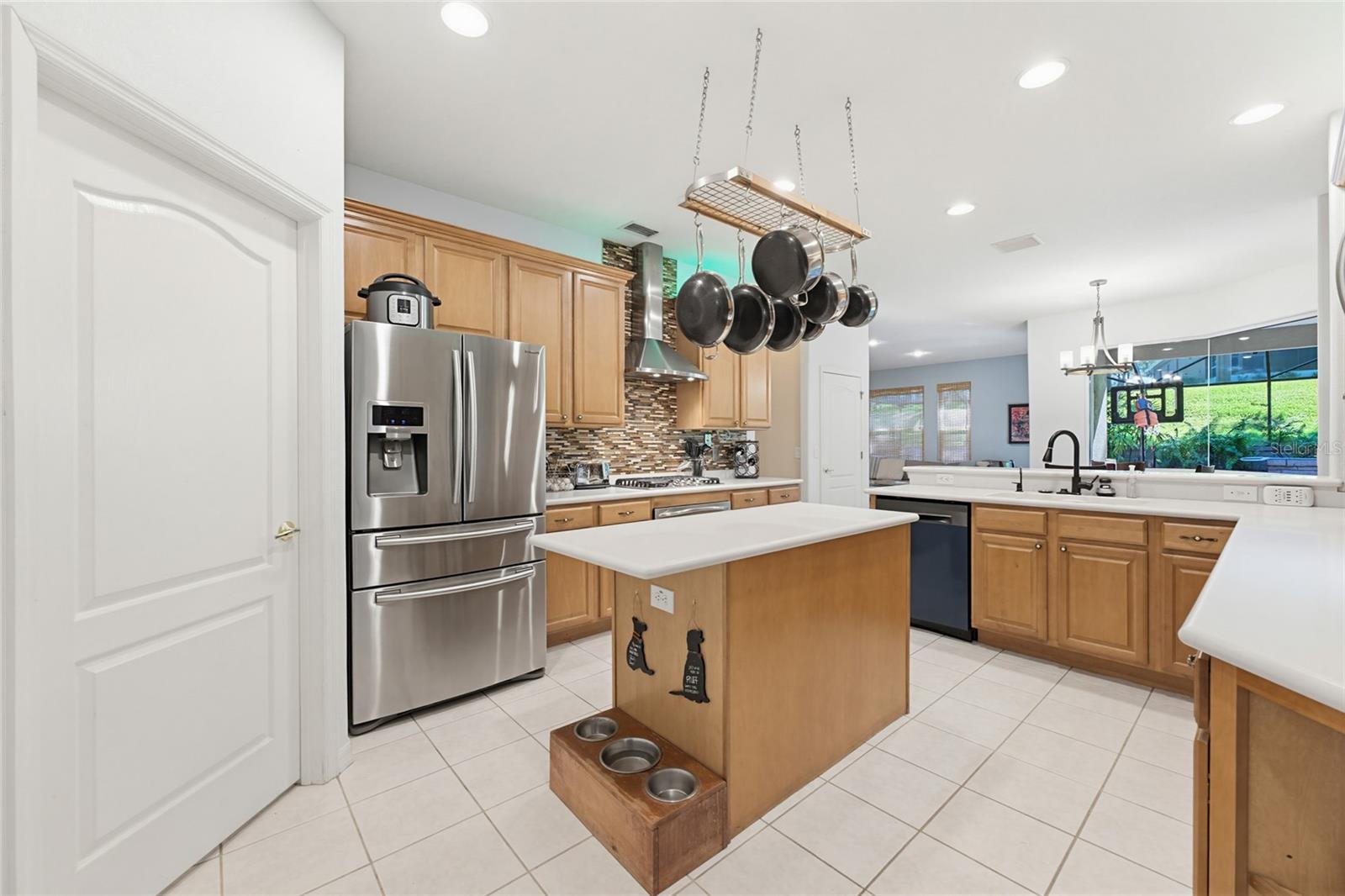 Image 11 of 71 For 62 Camelot Ridge Drive