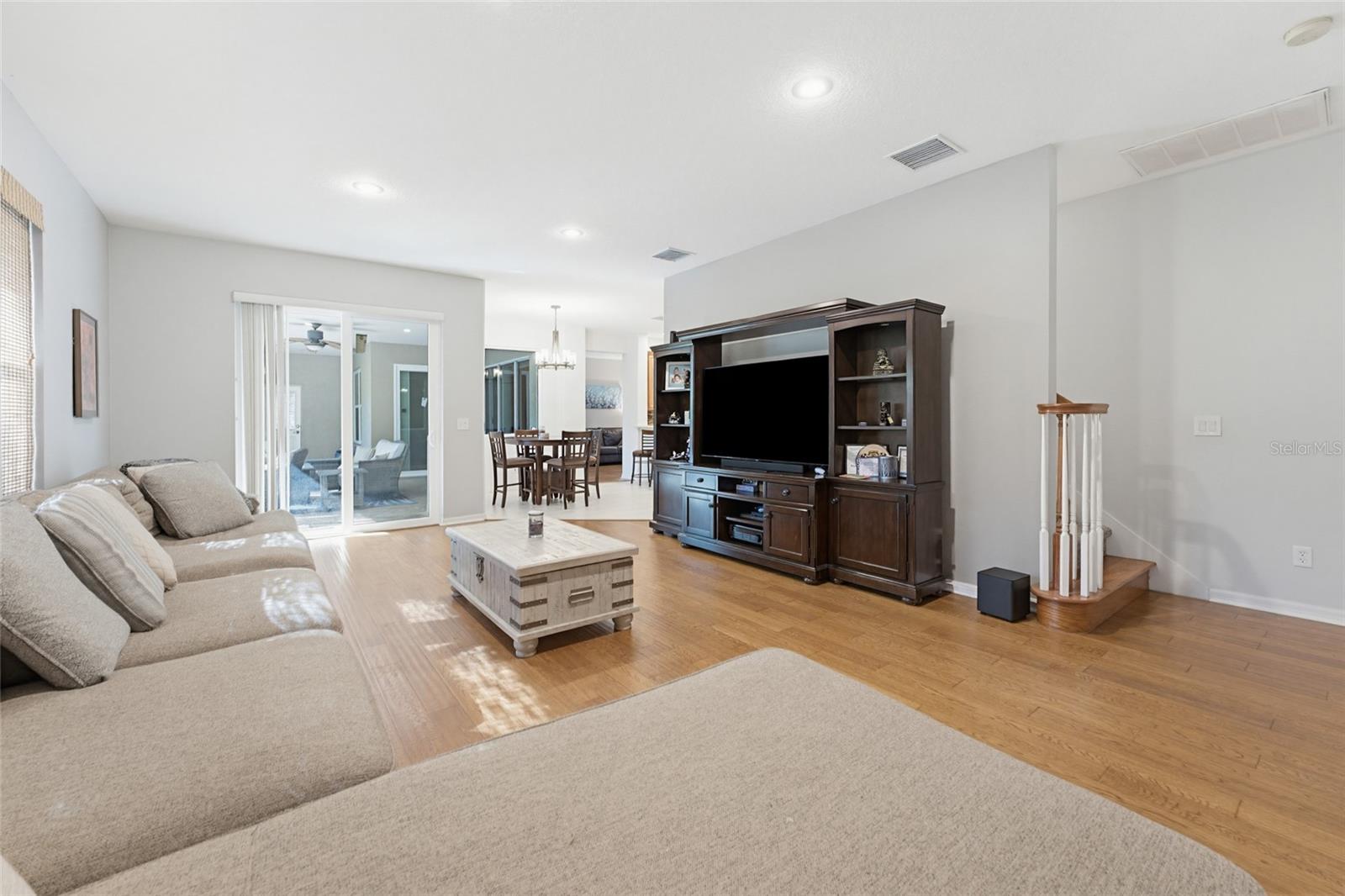 Image 22 of 71 For 62 Camelot Ridge Drive