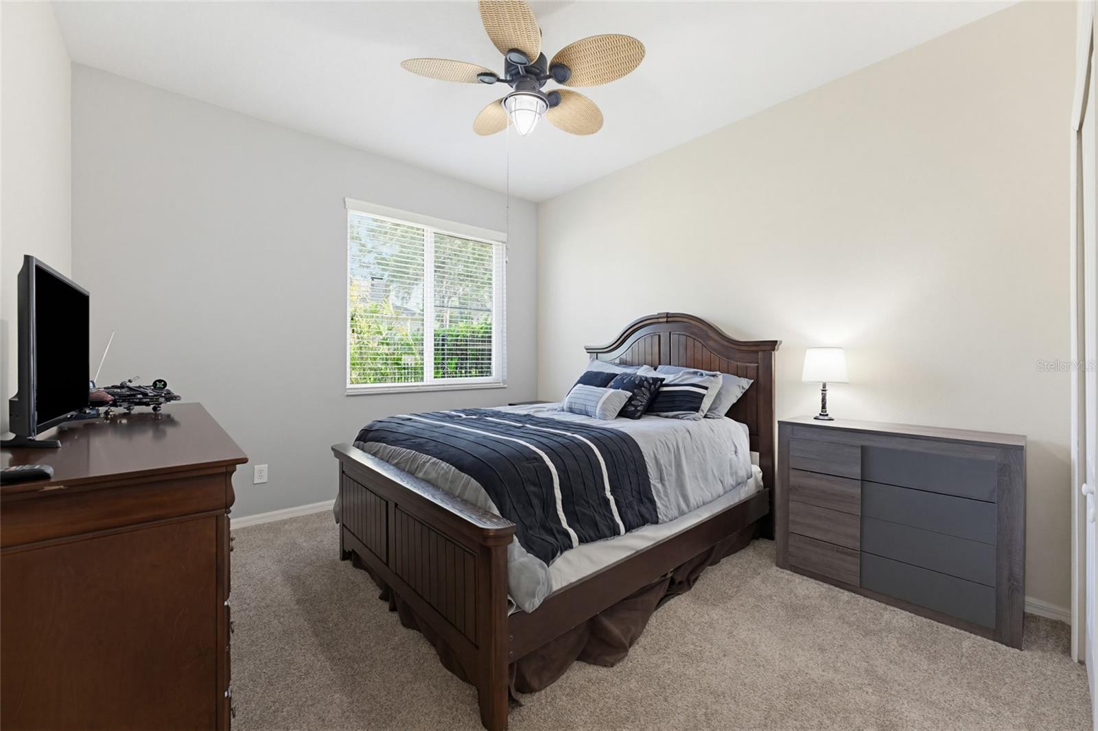 Image 31 of 71 For 62 Camelot Ridge Drive