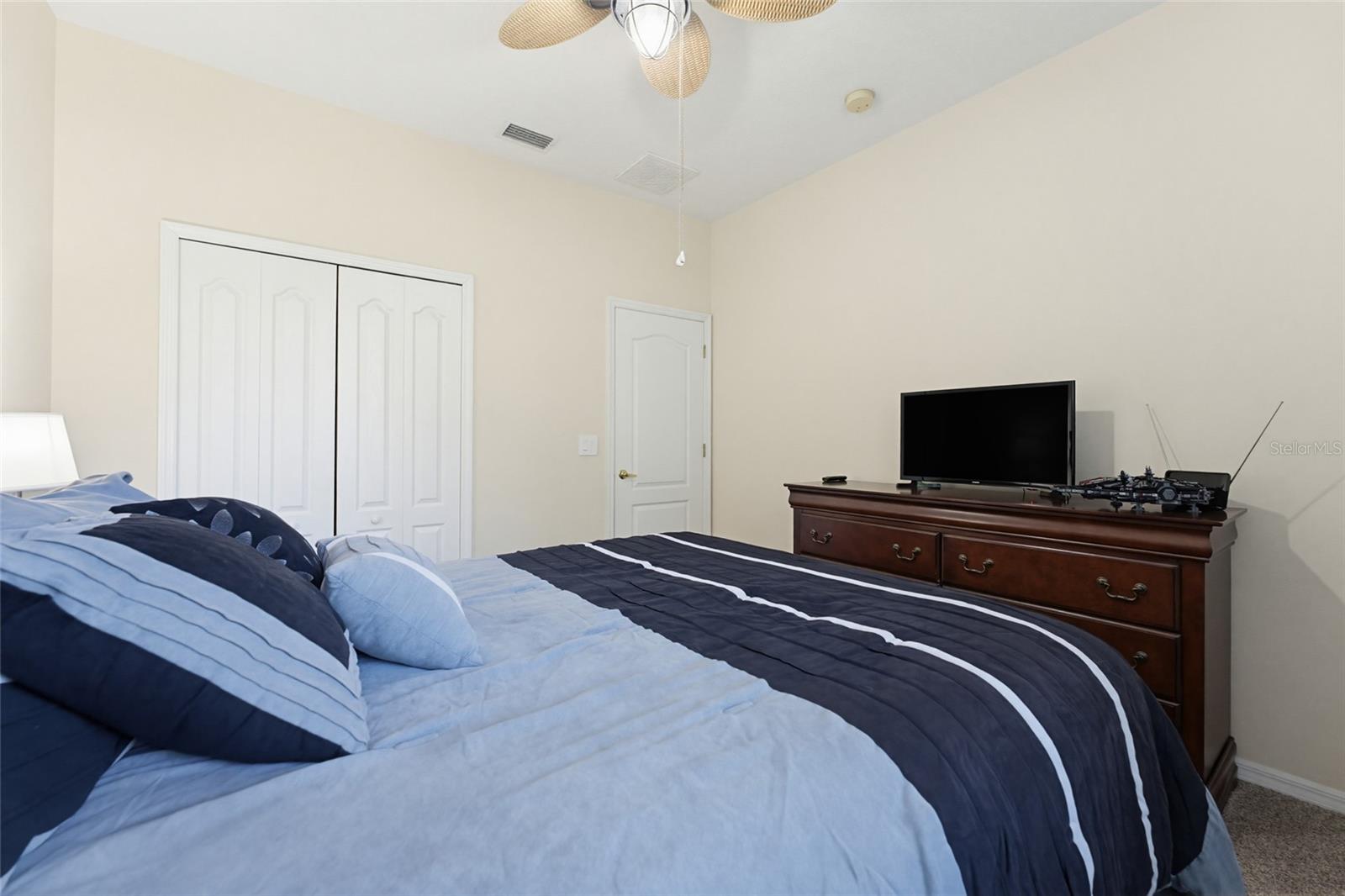 Image 32 of 71 For 62 Camelot Ridge Drive