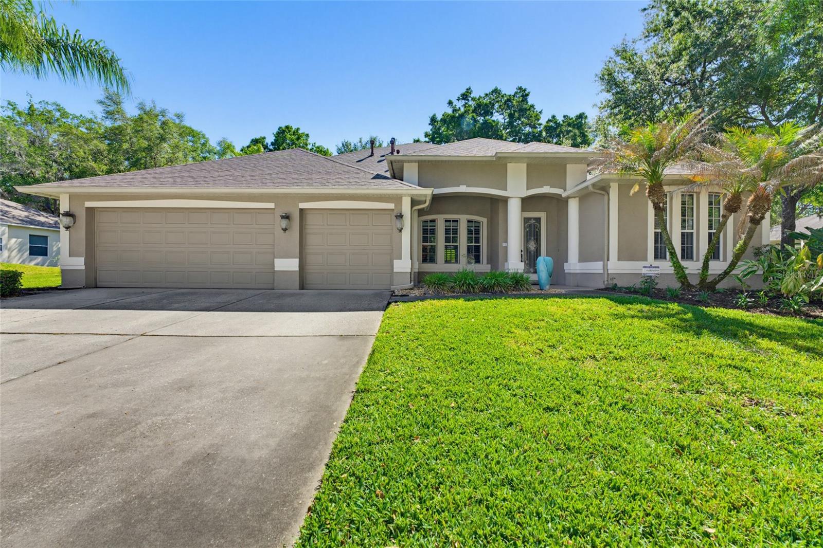 Image 4 of 71 For 62 Camelot Ridge Drive