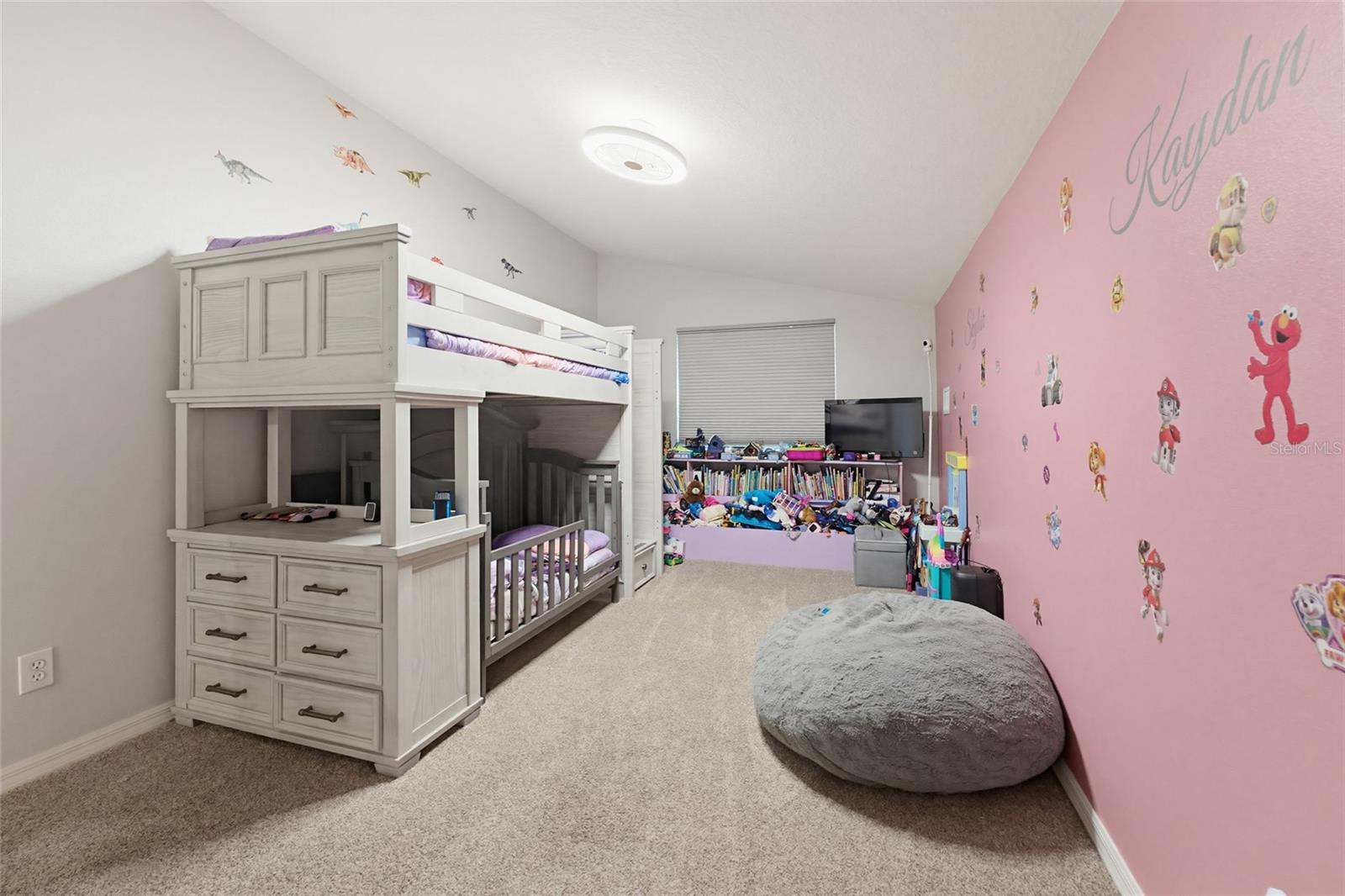 Image 42 of 71 For 62 Camelot Ridge Drive