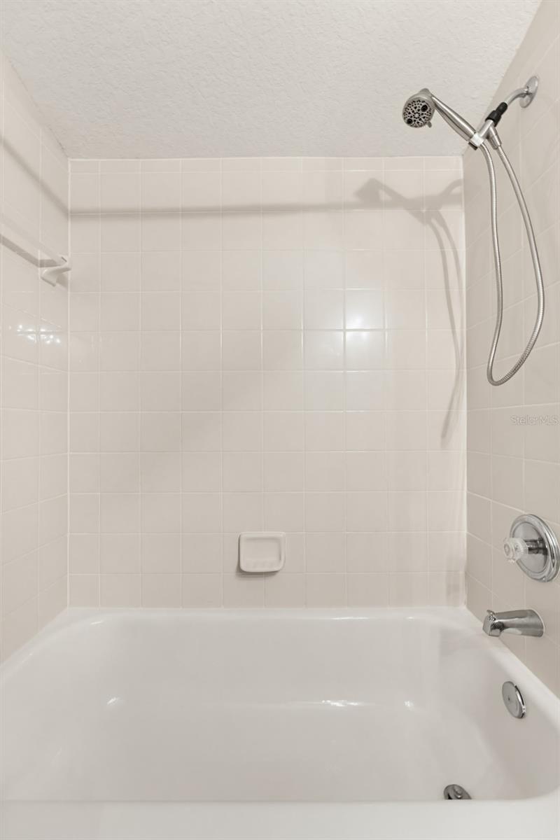 Image 45 of 71 For 62 Camelot Ridge Drive