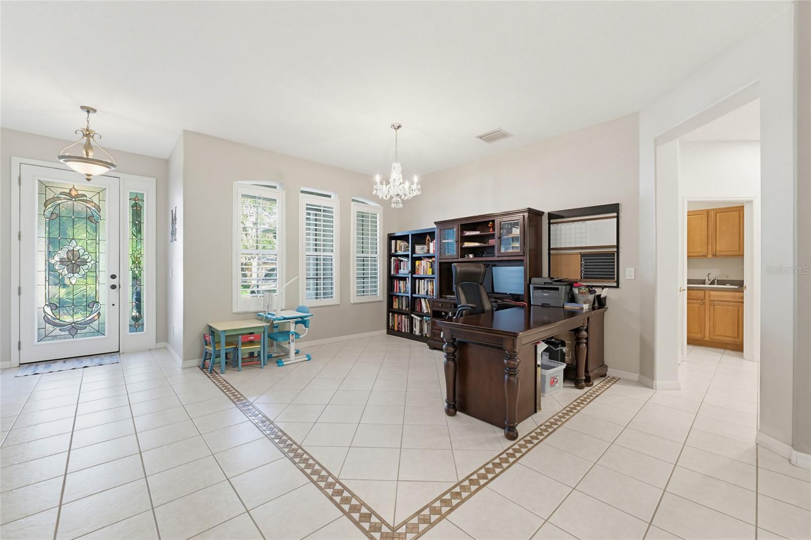 Image 7 of 71 For 62 Camelot Ridge Drive