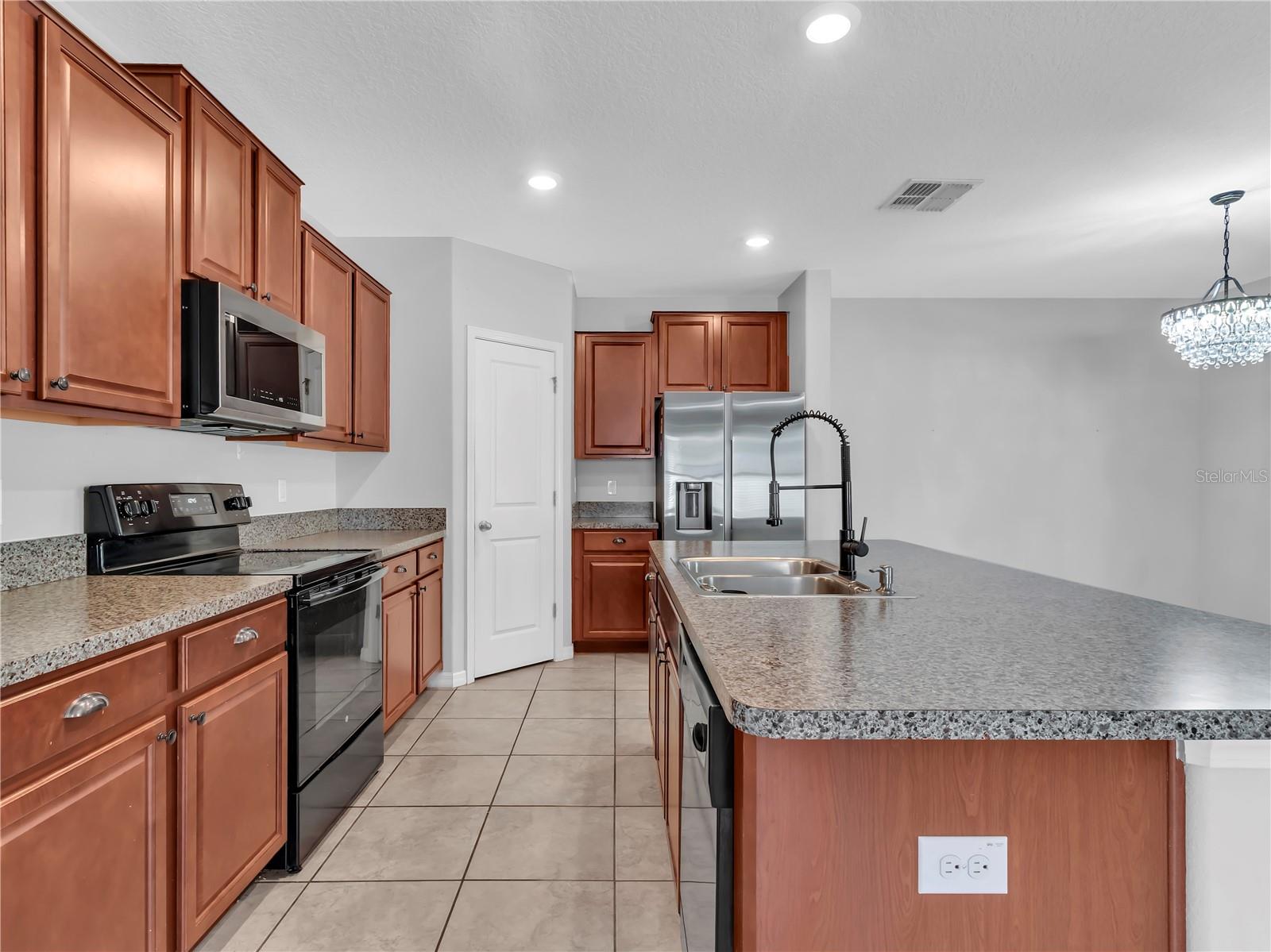 Image 9 of 43 For 5025 Brickwood Rise Drive