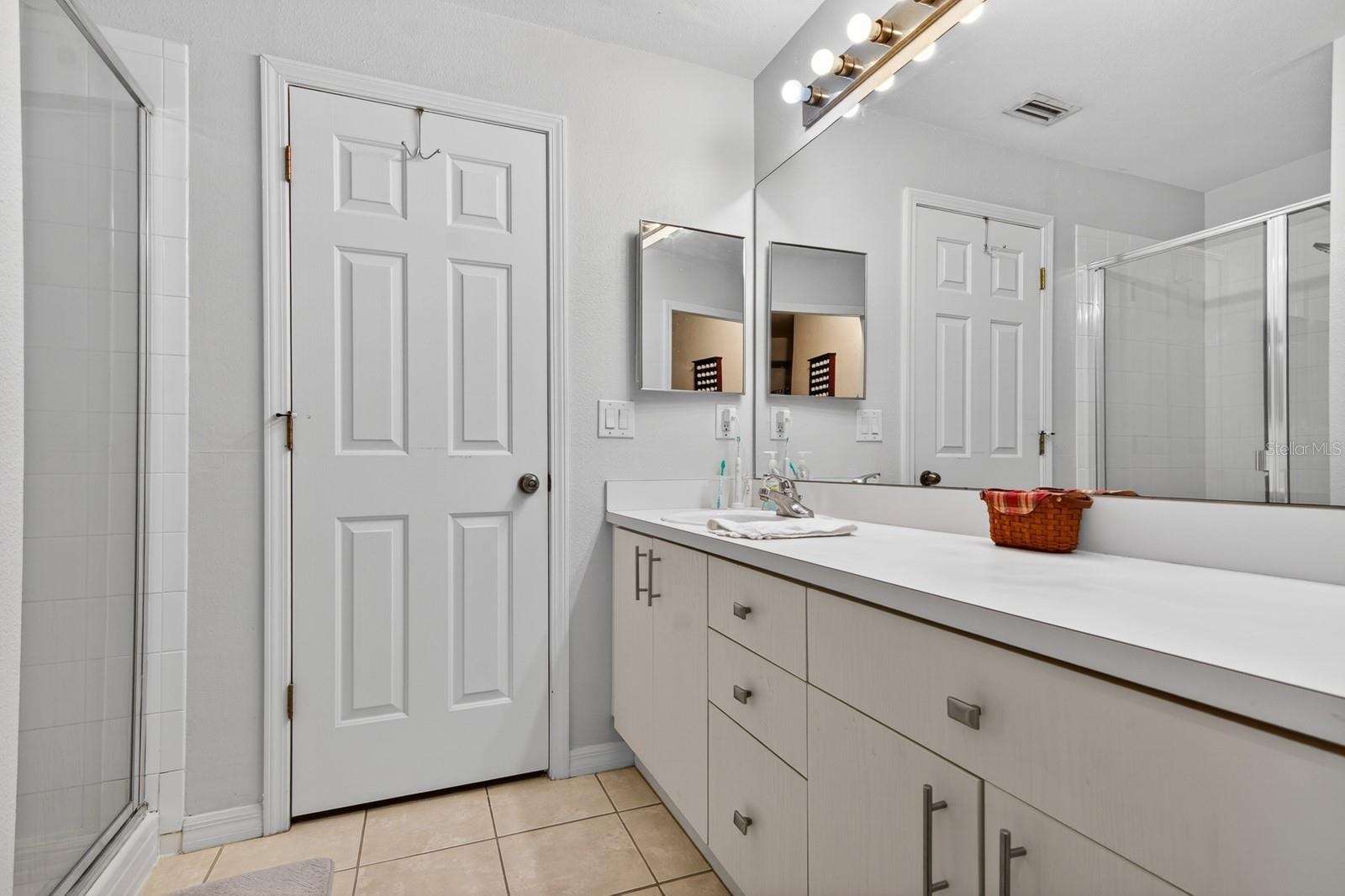 Image 20 of 29 For 10951 Winter Crest Drive