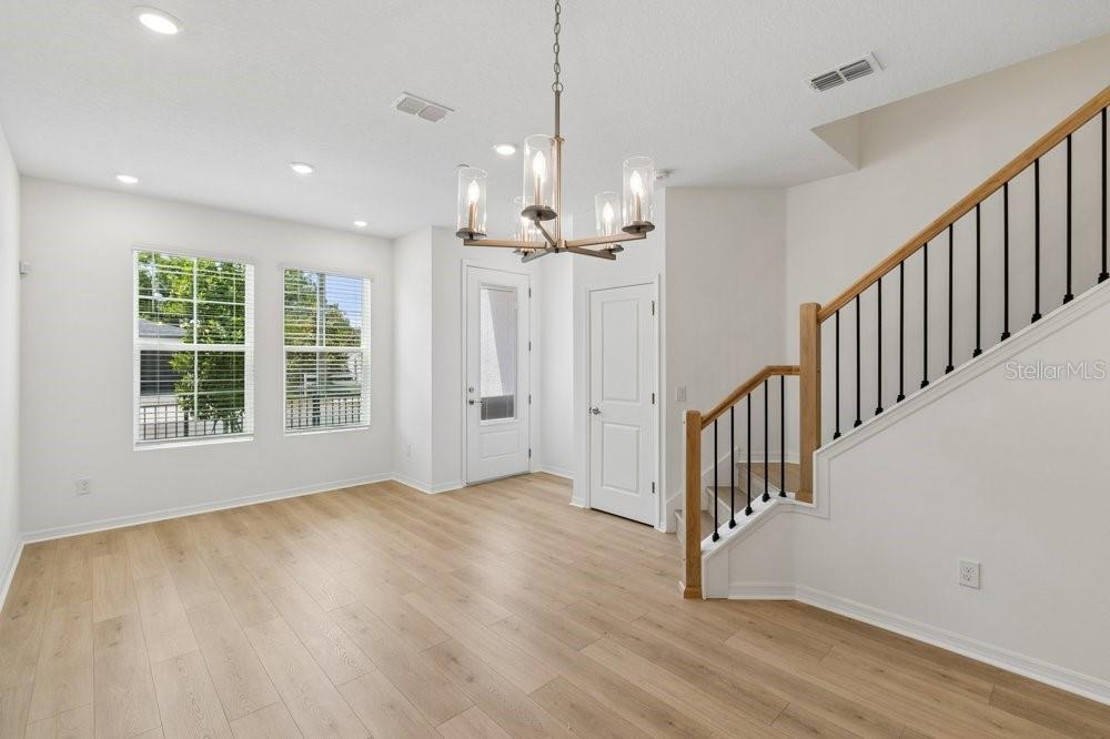 Image 3 of 5 For 4345 Roush Avenue