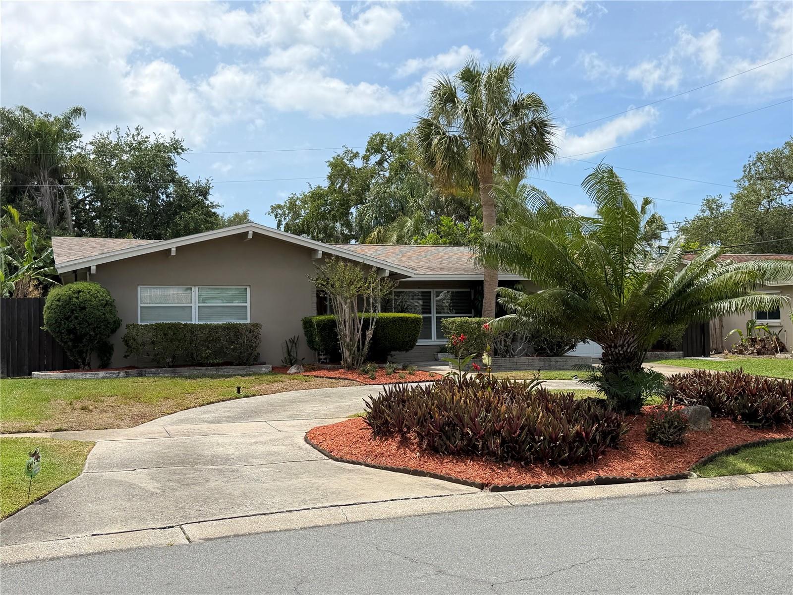 Image 2 of 16 For 546 Gershwin Drive