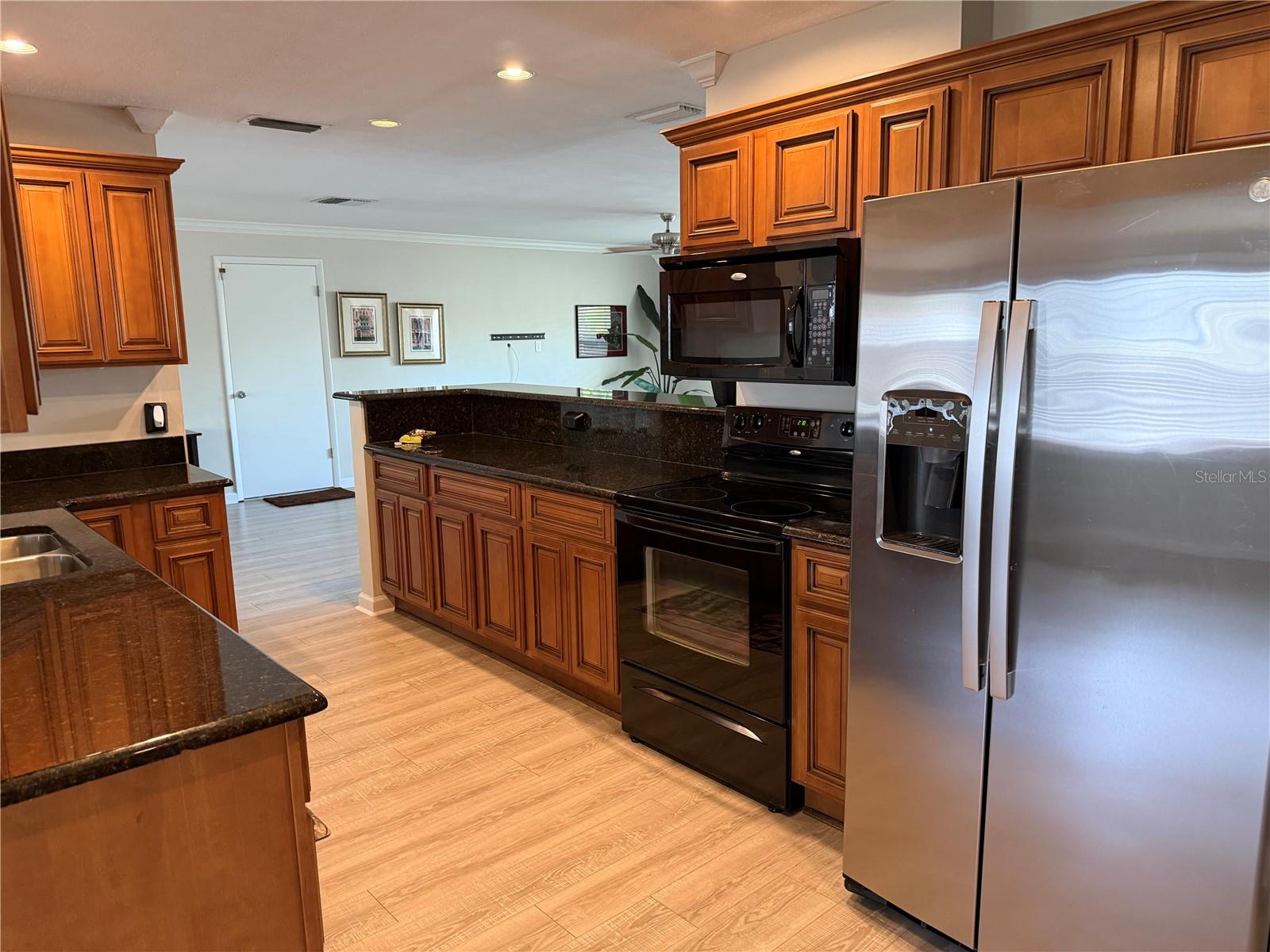 Image 3 of 16 For 546 Gershwin Drive