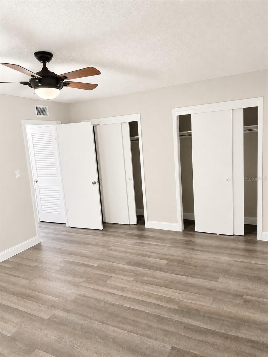 Image 10 of 14 For 165 Picardy Villa Circle 202