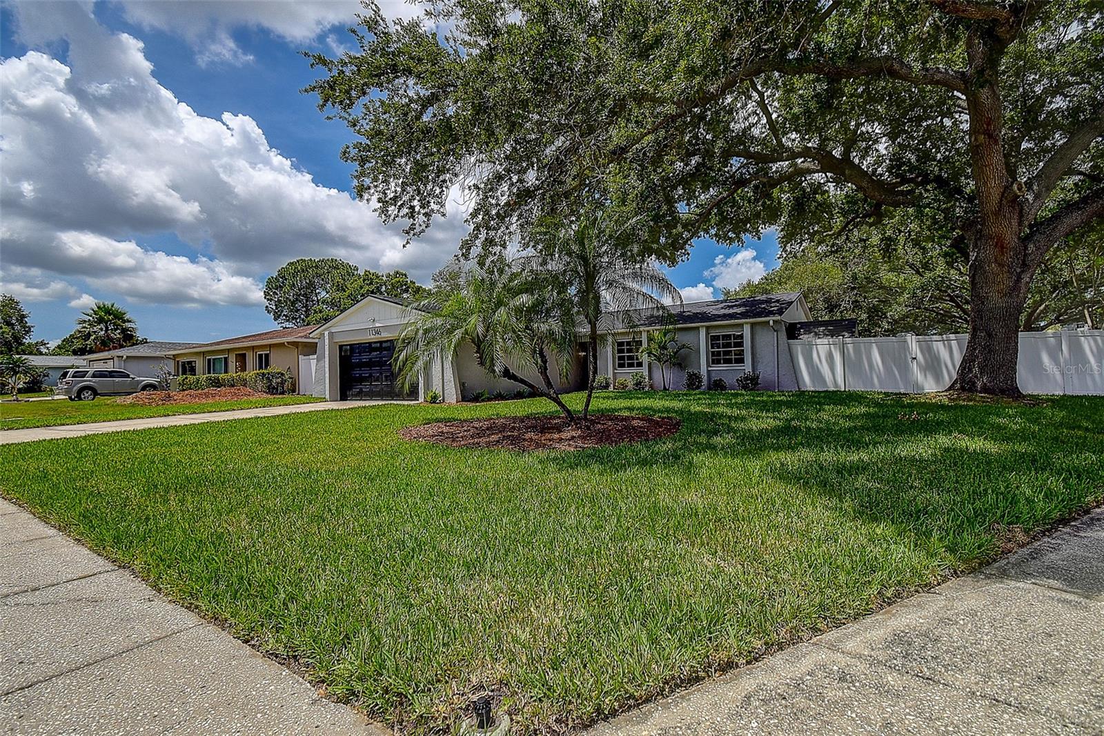 Image 25 of 33 For 11346 62nd Street N