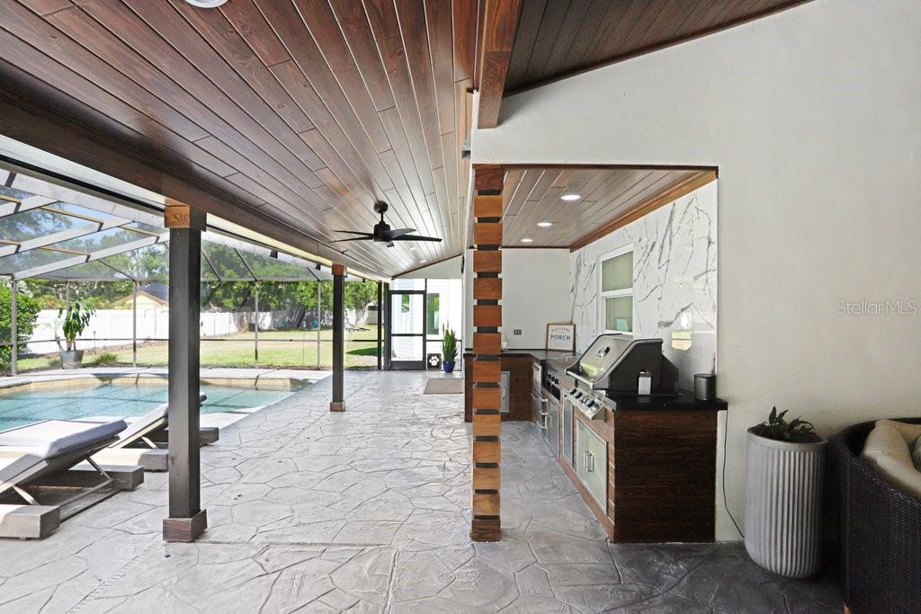 Image 43 of 61 For 15306 Lake Maurine Drive