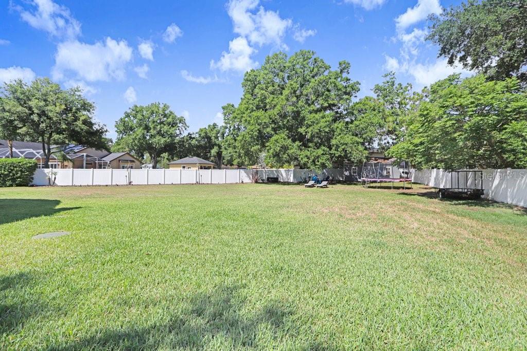 Image 51 of 61 For 15306 Lake Maurine Drive