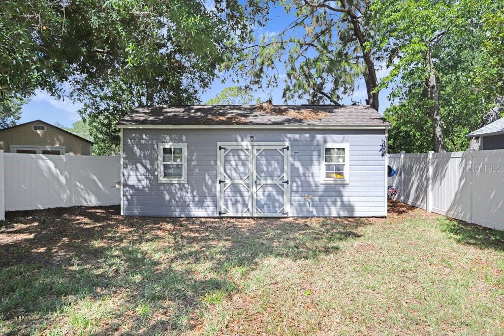 Image 52 of 61 For 15306 Lake Maurine Drive