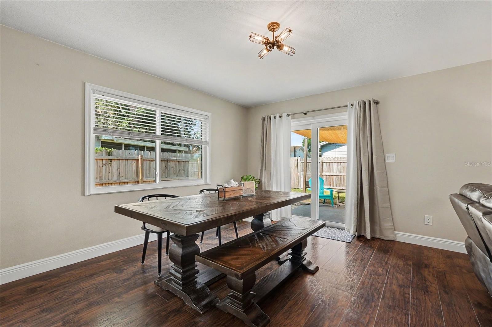 Image 12 of 31 For 2209 Sherbrook Drive