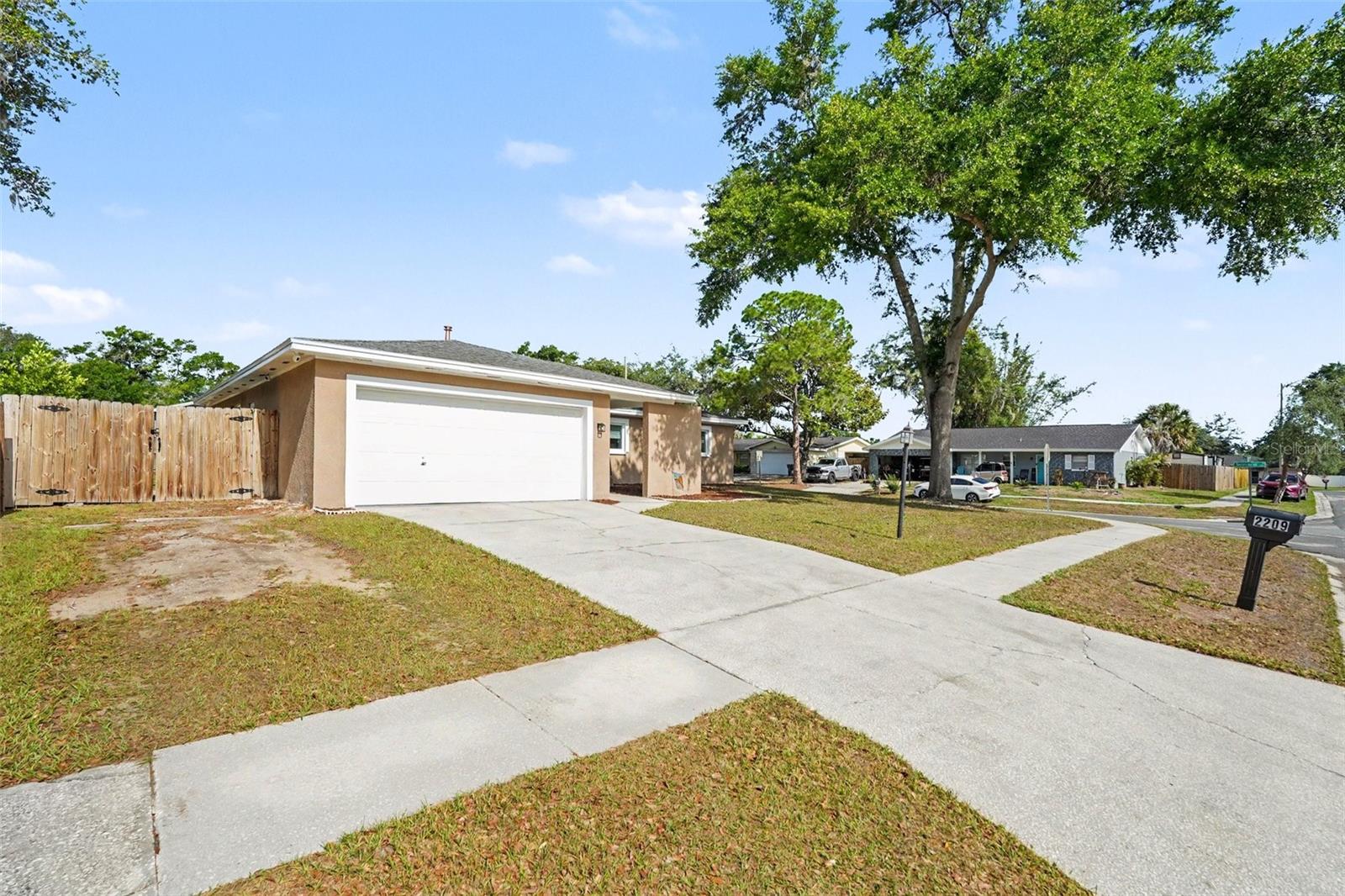 Image 2 of 31 For 2209 Sherbrook Drive