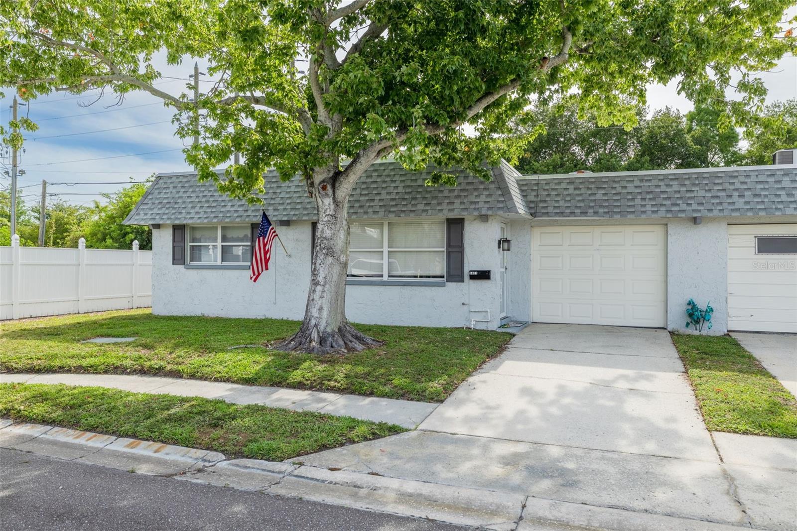 Image 2 of 23 For 1401 Cara Drive 1401