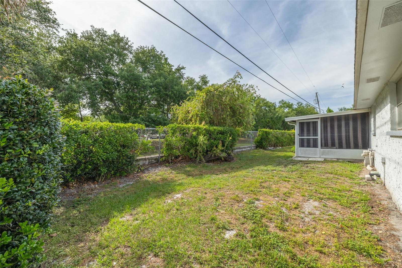 Image 21 of 23 For 1401 Cara Drive 1401