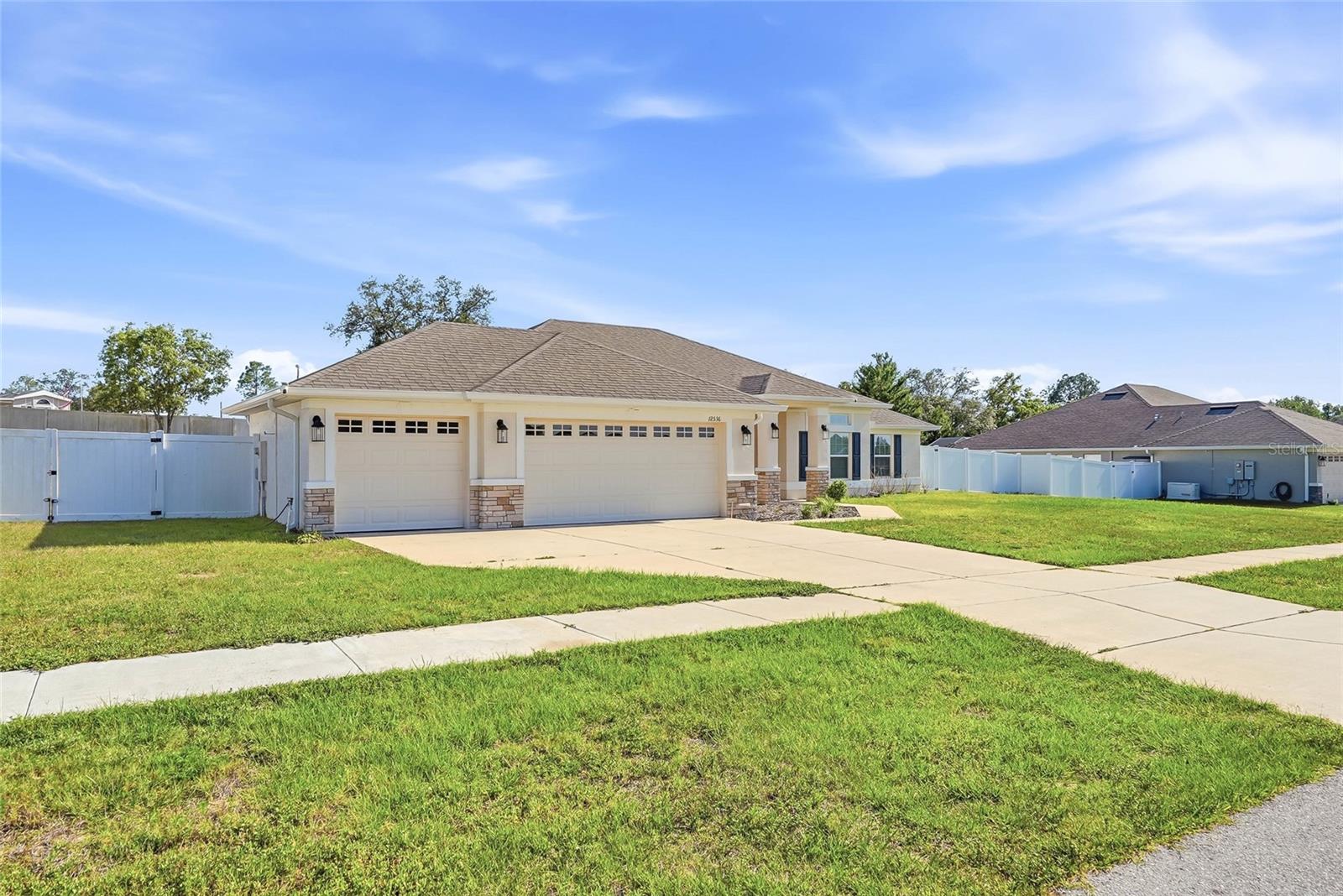Image 3 of 52 For 12536 Sunset Woods Drive