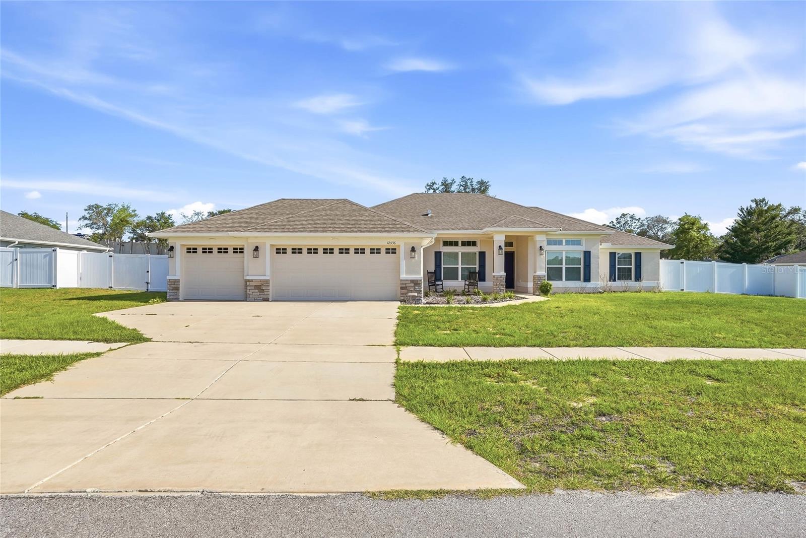 Image 4 of 52 For 12536 Sunset Woods Drive