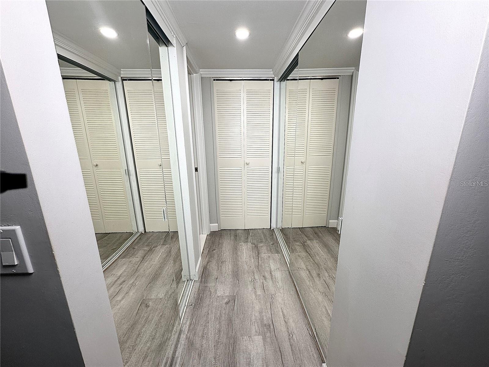 Image 11 of 23 For 4908 38th Way S 401