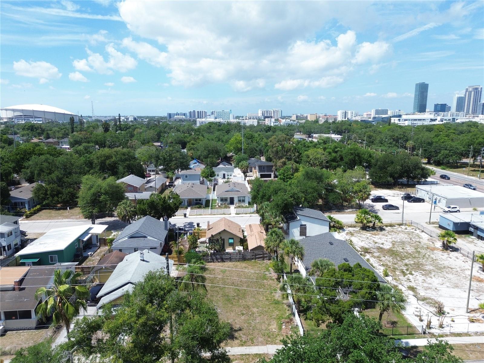 Image 2 of 8 For 935 13th Avenue S