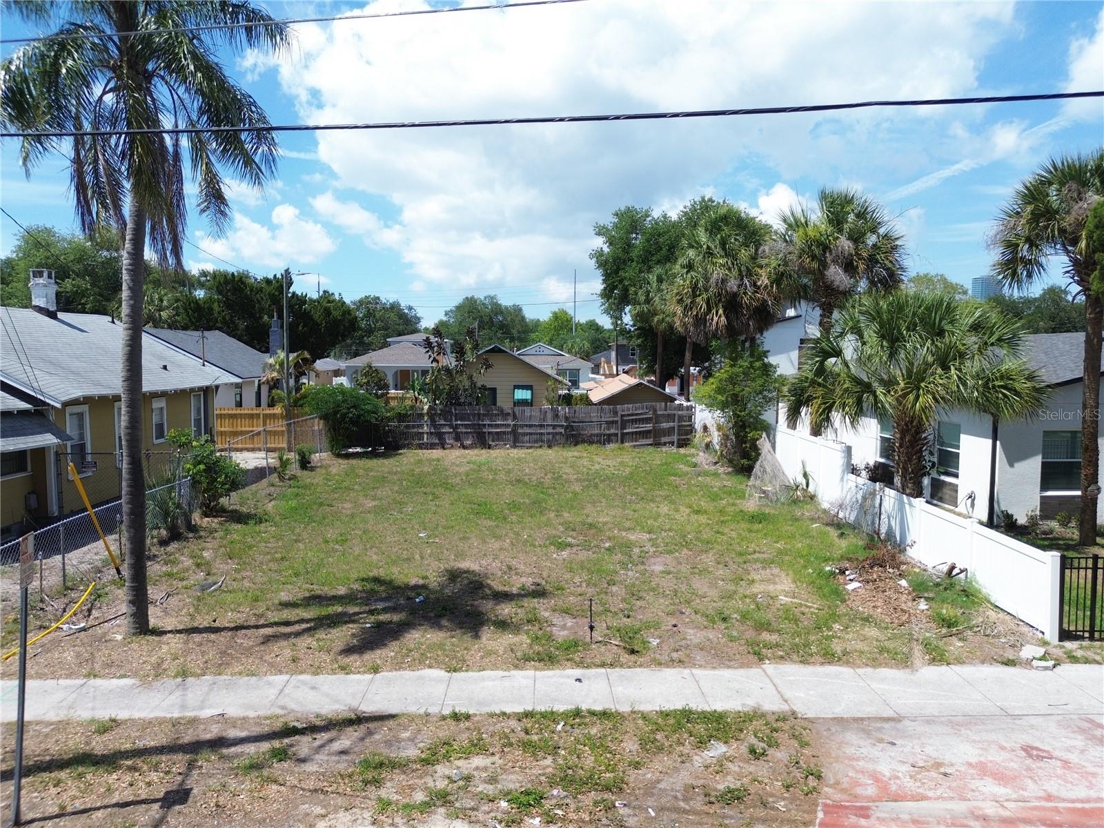 Image 6 of 8 For 935 13th Avenue S