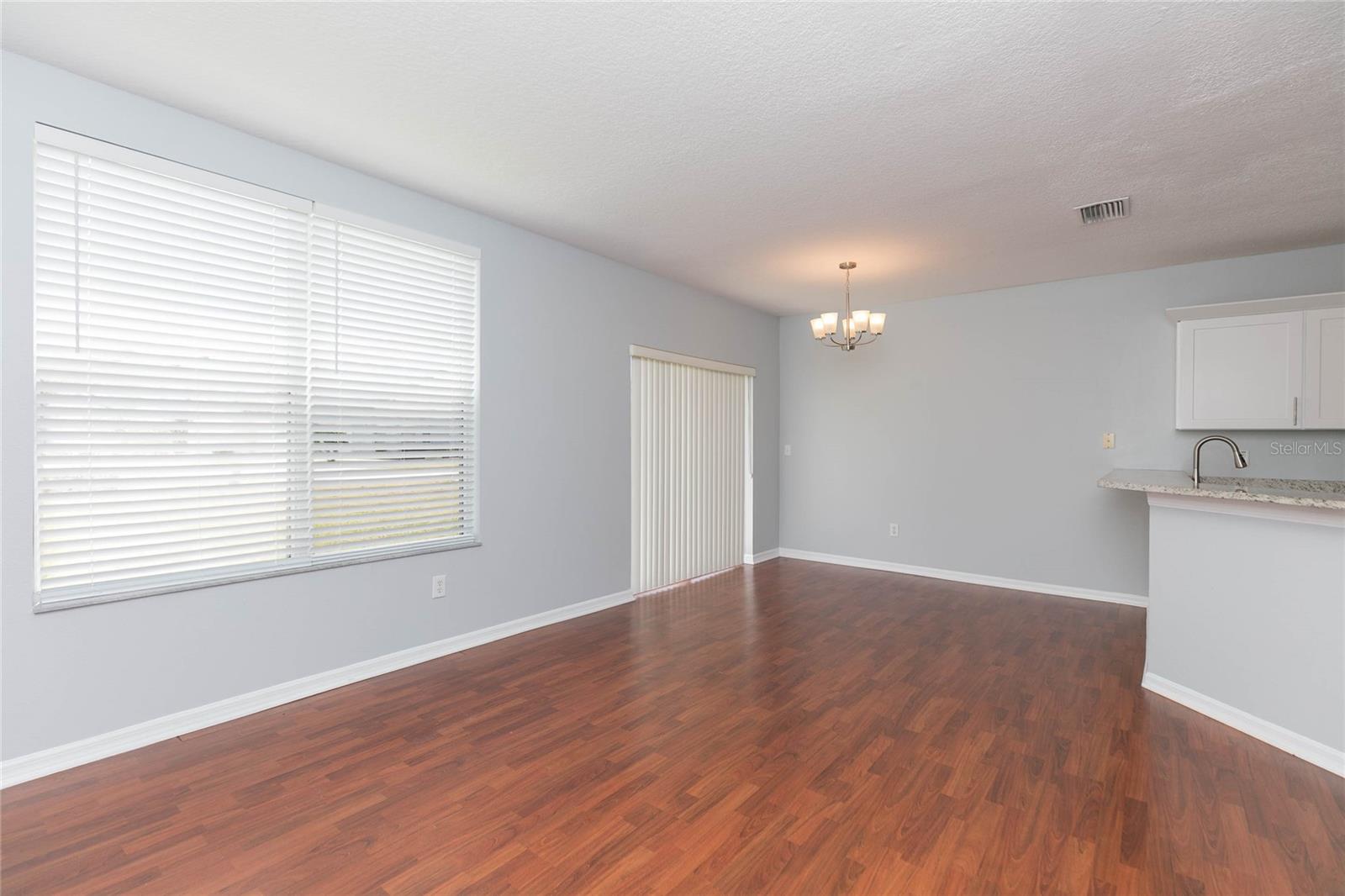 Image 12 of 35 For 6407 Barksdale Way