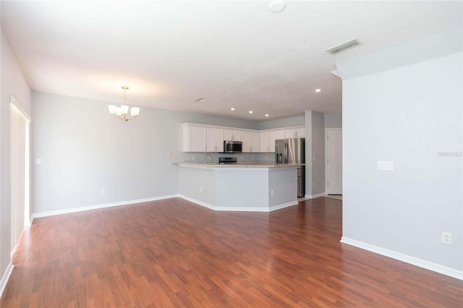 Image 7 of 35 For 6407 Barksdale Way