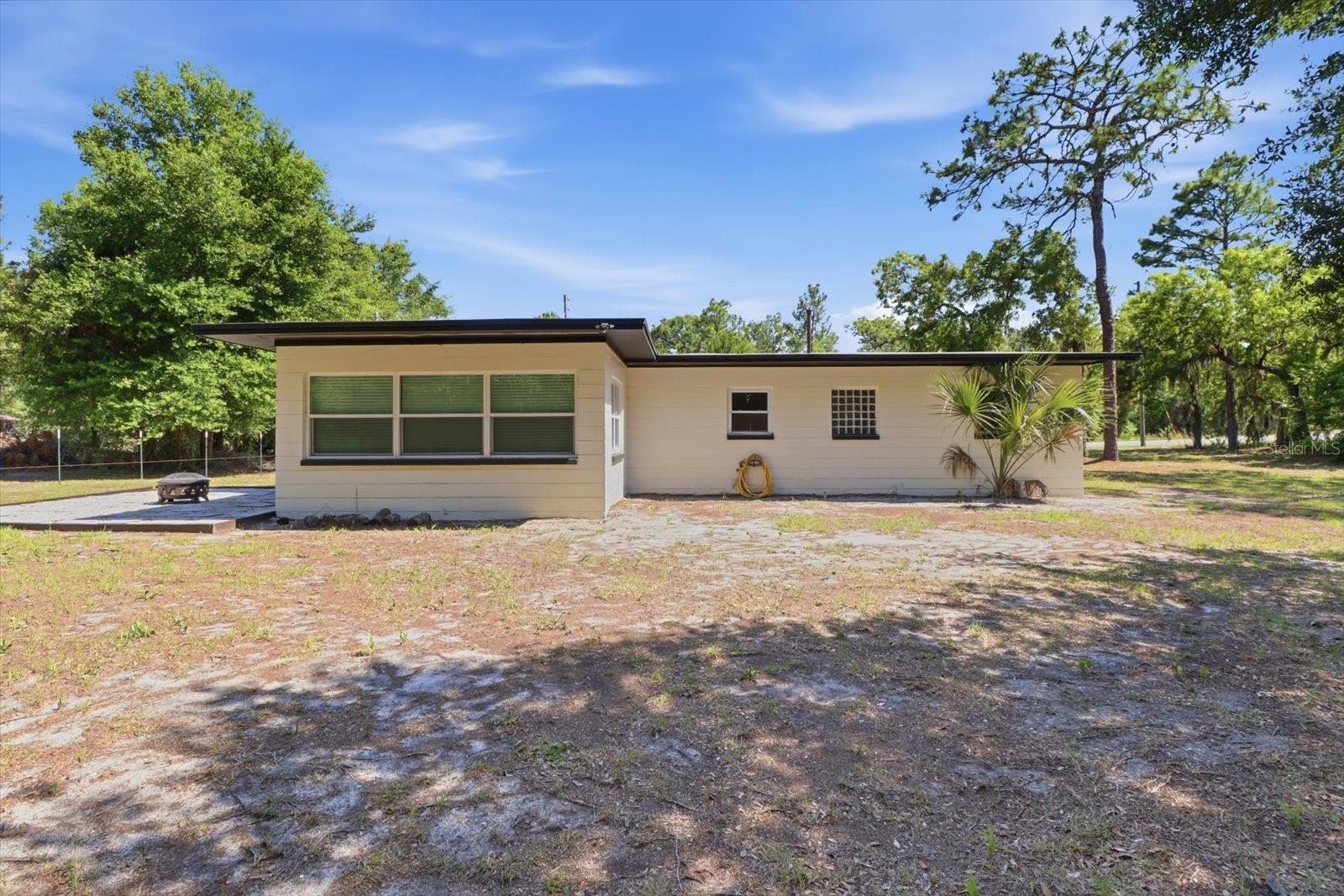 Image 30 of 39 For 7635 7 Rivers Drive