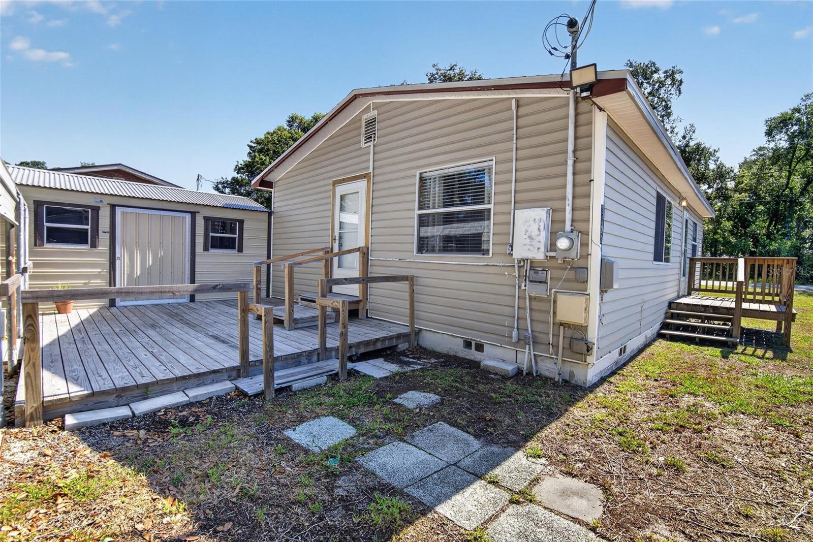 Image 32 of 39 For 2102 Columbus Drive