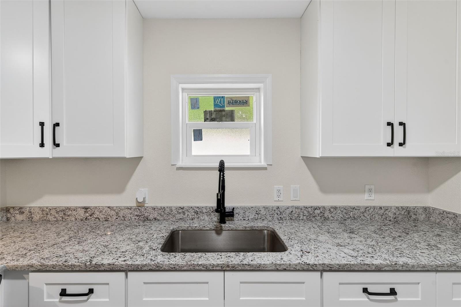 Image 10 of 41 For 5136 68th Street N