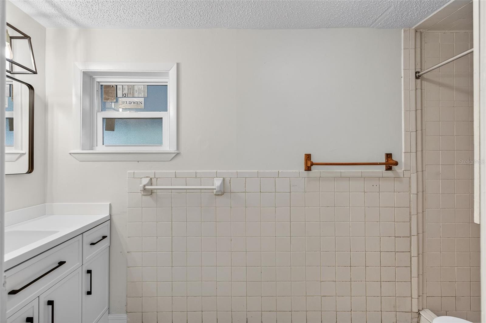 Image 22 of 41 For 5136 68th Street N