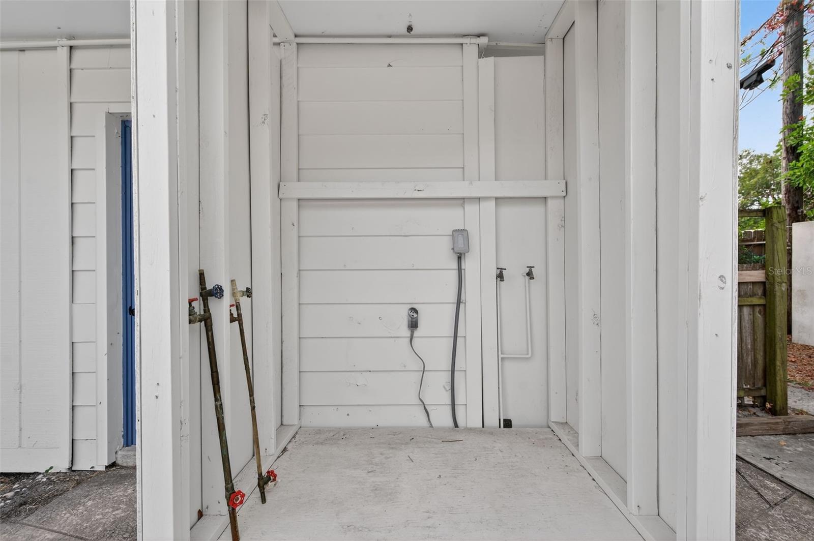 Image 30 of 41 For 5136 68th Street N