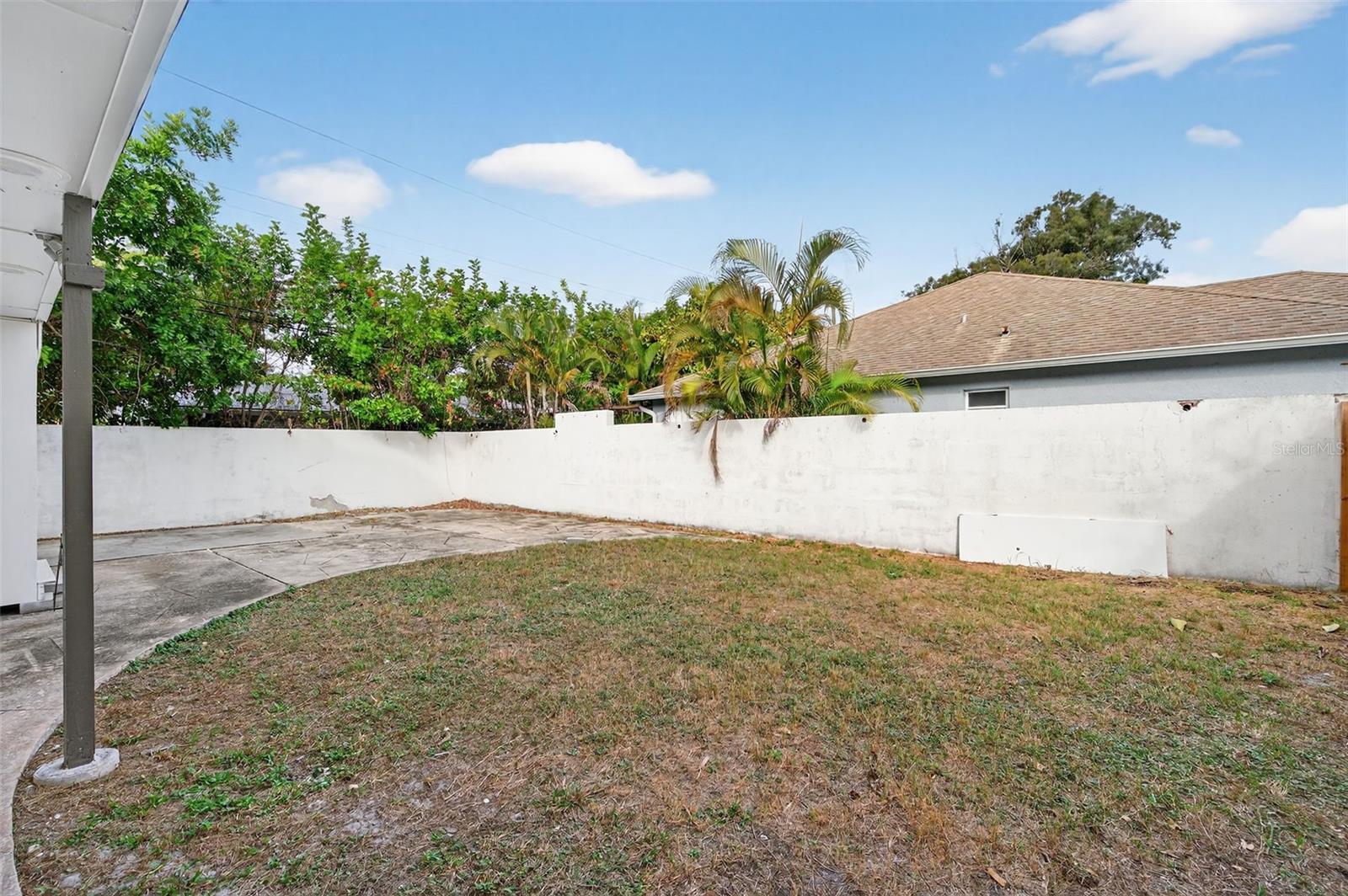 Image 32 of 41 For 5136 68th Street N