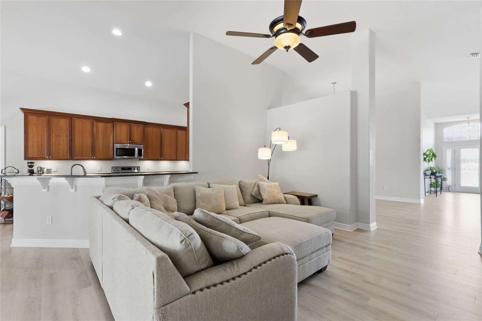 Image 18 of 47 For 2453 Addington Place