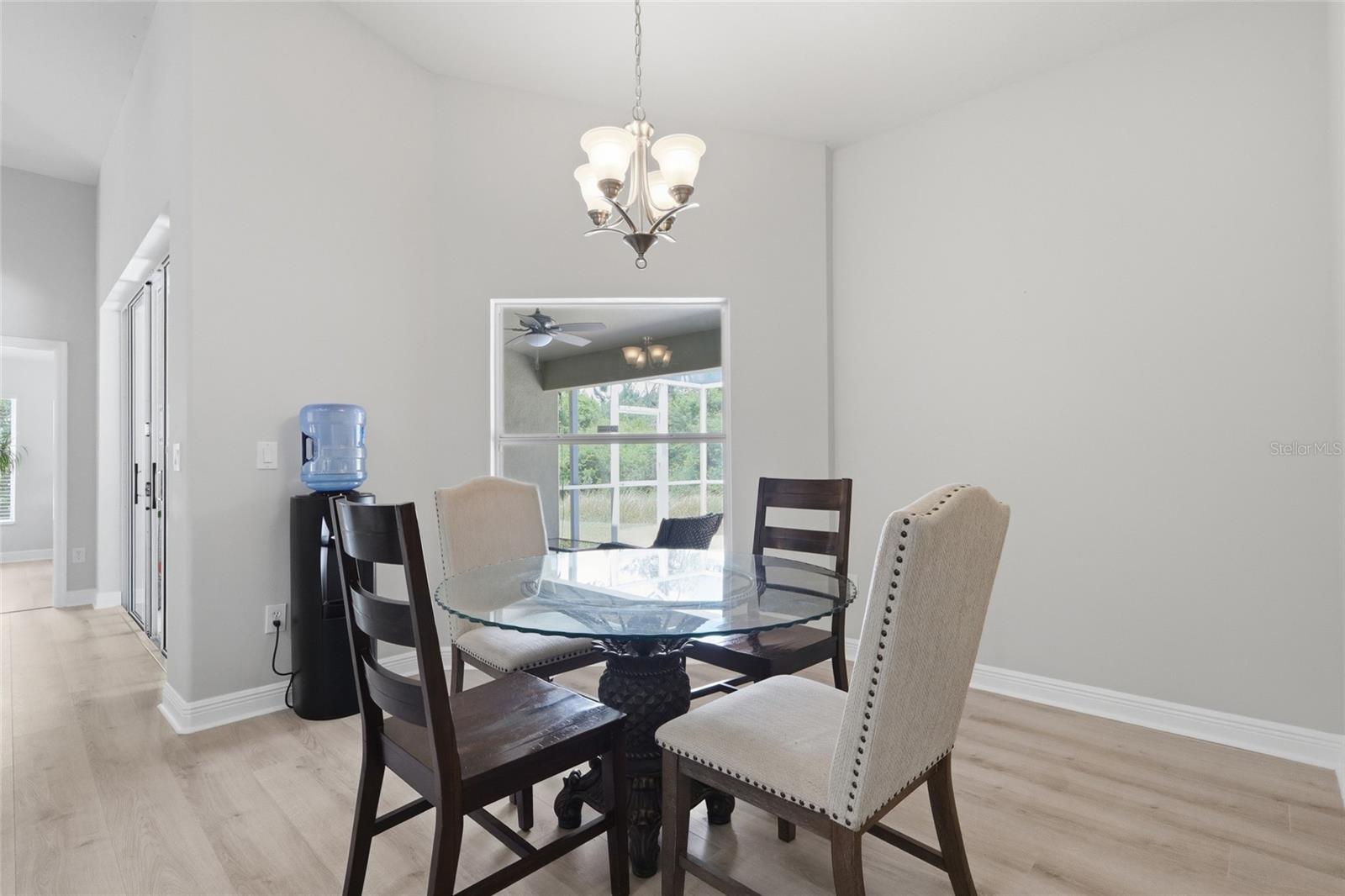 Image 30 of 47 For 2453 Addington Place