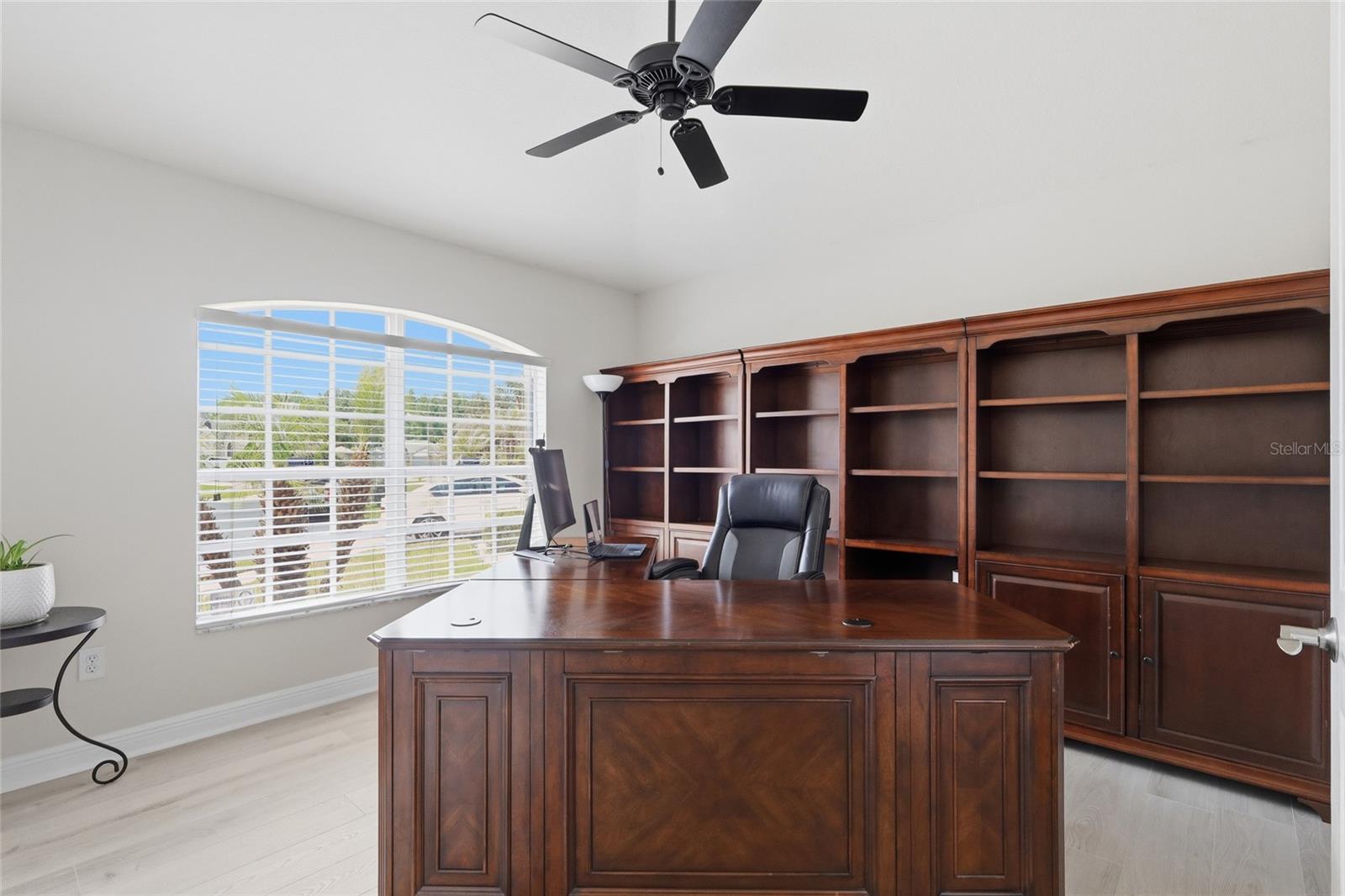 Image 6 of 47 For 2453 Addington Place