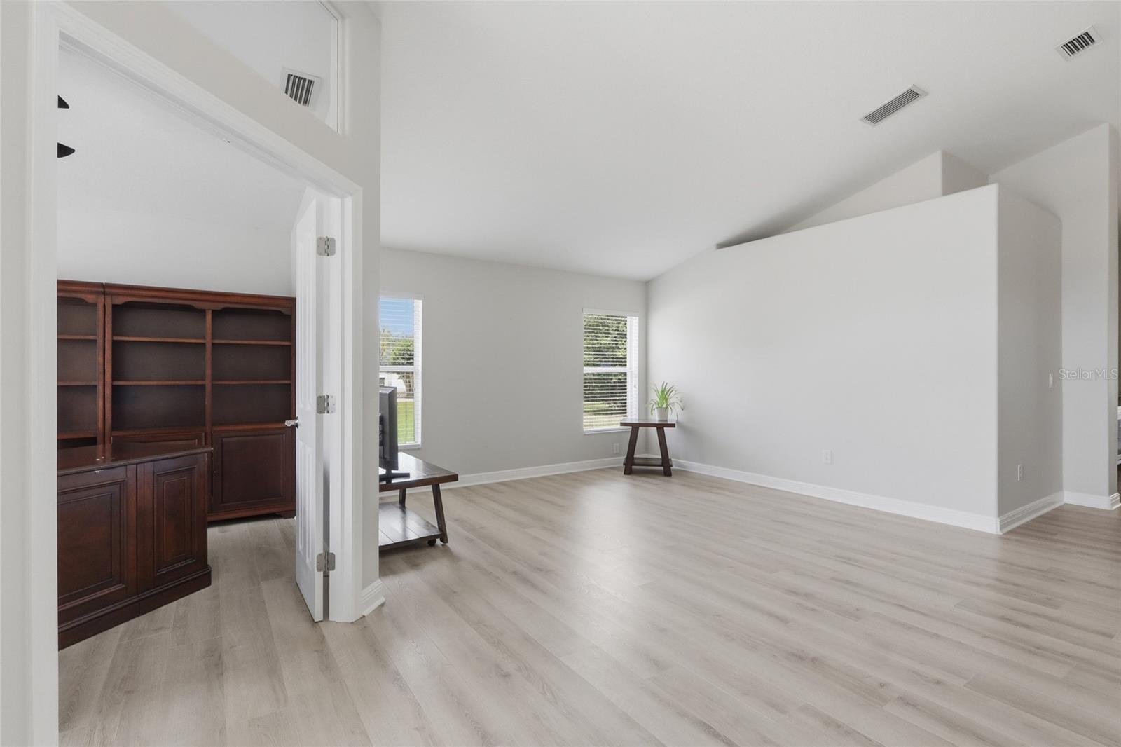 Image 7 of 47 For 2453 Addington Place