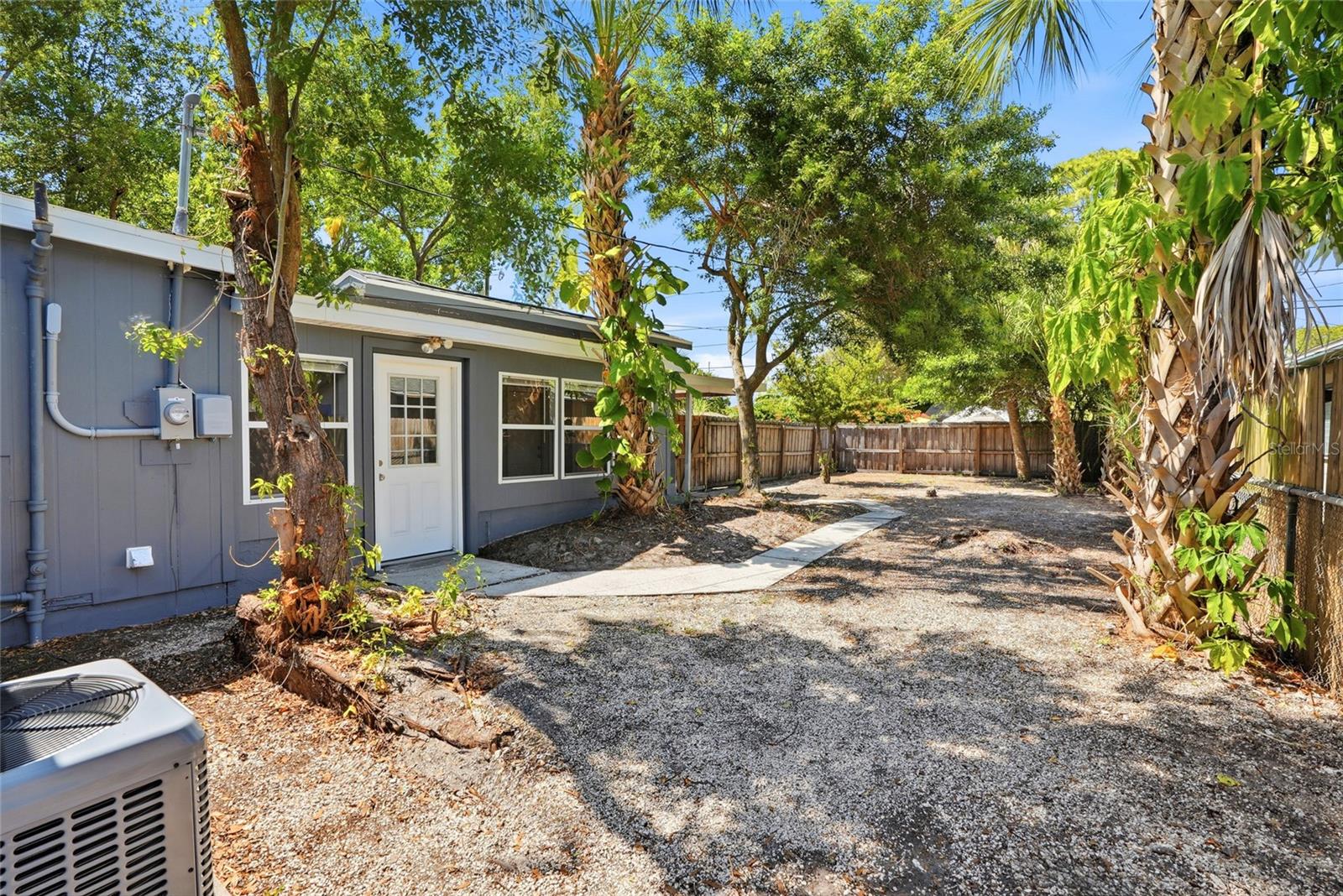 Image 35 of 41 For 5127 4th Avenue S