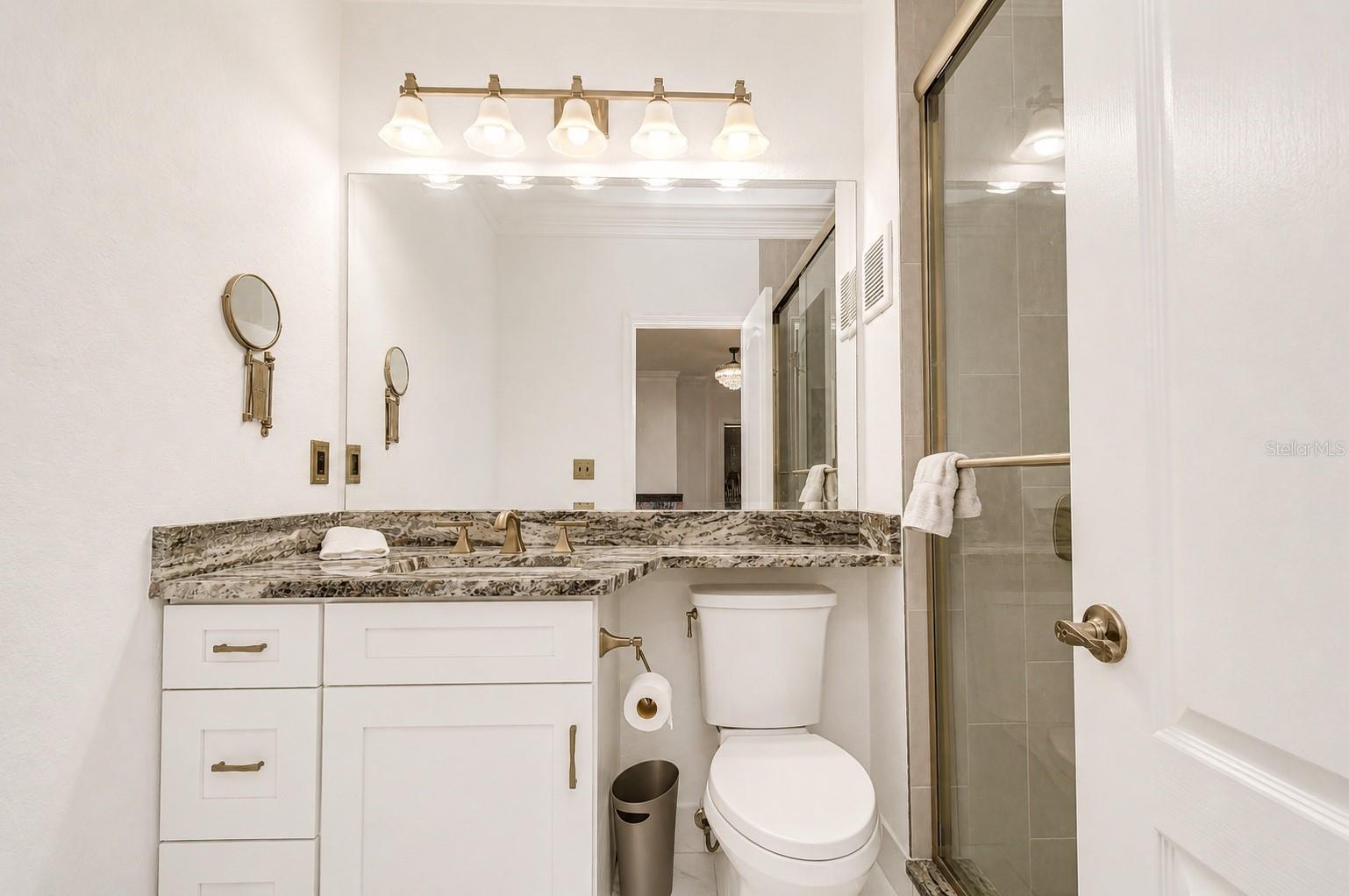 Image 18 of 34 For 609 Tropical Breeze Way 609